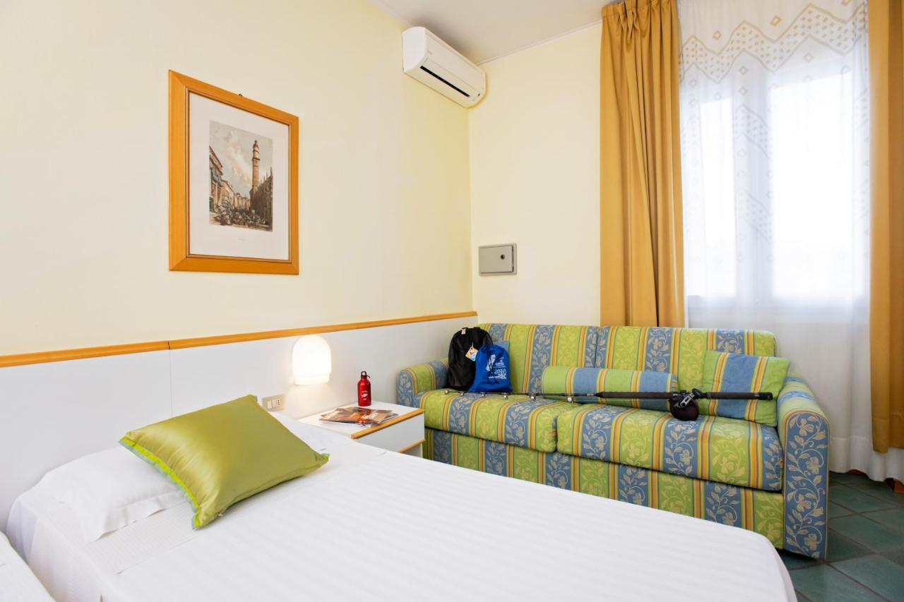 Aparthotel Cav Approdo à Castiglione della Pescaia Extérieur photo